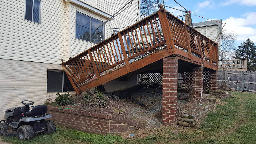 deck collapsing on a home