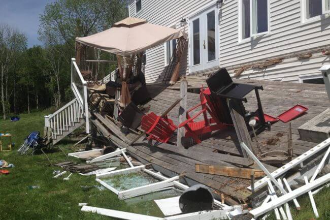 deck foundation failed - collapsed deck